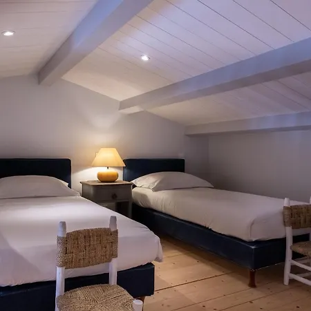 La Baronnie & Villa *