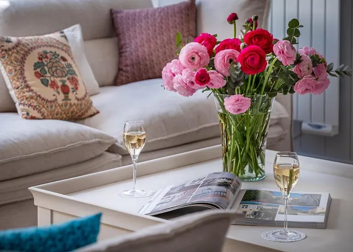 La Baronnie & Villa *