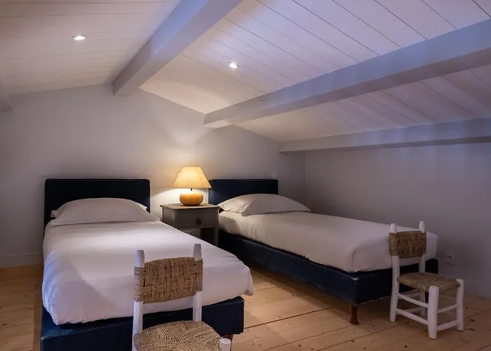 La Baronnie & Villa *